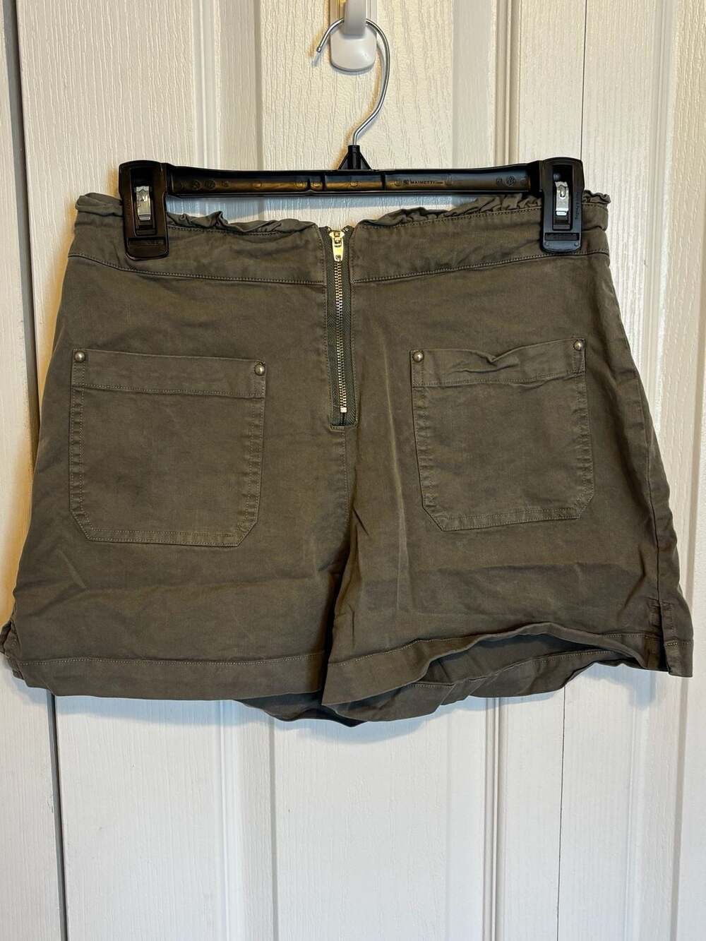 Chaser Women's Olive Green Paperbag Waist Utility Shorts Size S